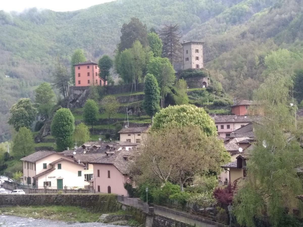 Villa Torre Riva Dimora Storica Fiumalbo Exterior foto
